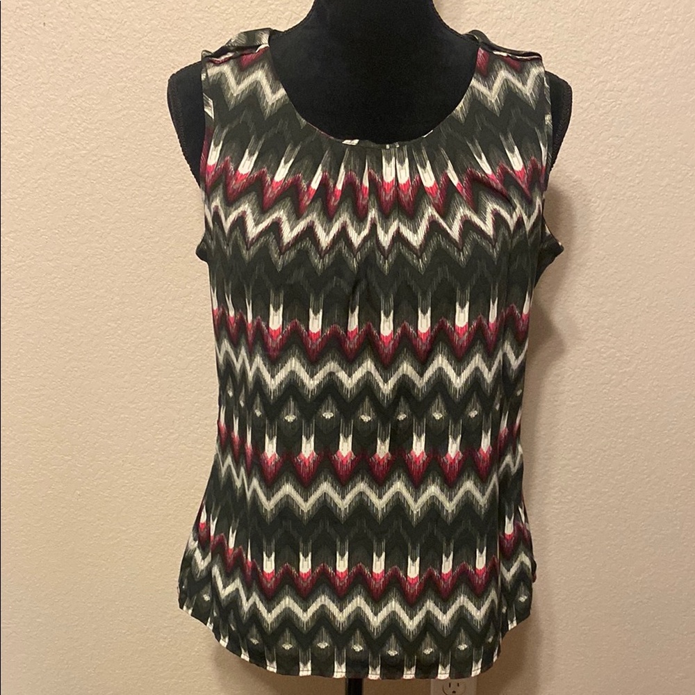 Banana Republic Graphic Blouse with Zigzag Design